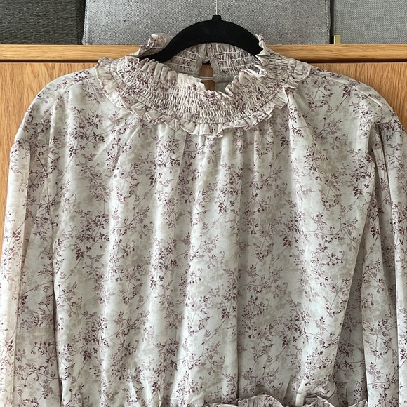 NWOT perfectlyPriscilla boutique sz 22/24 Give Me A Sign Floral Top - Light Sage - Picture 3 of 8